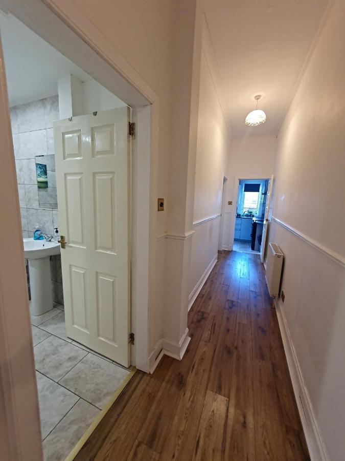 Dumbarton Castle Way Apartment Bagian luar foto