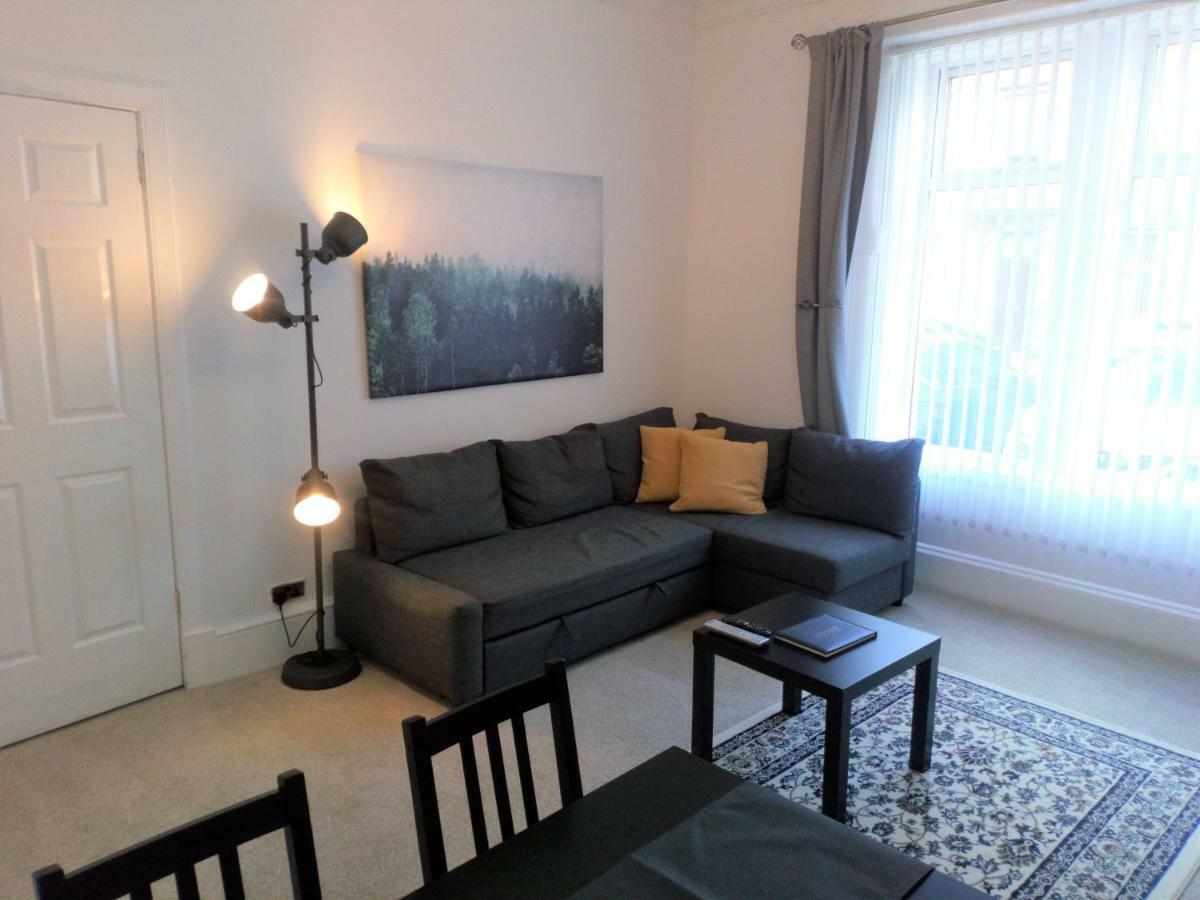 Dumbarton Castle Way Apartment Bagian luar foto